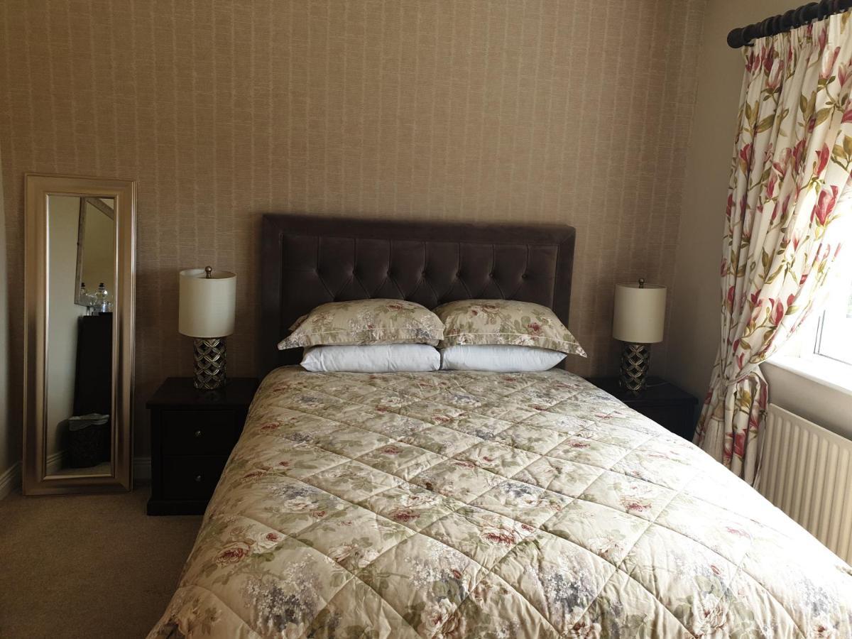 Viewmount Bed & Breakfast Томастаун Екстериор снимка
