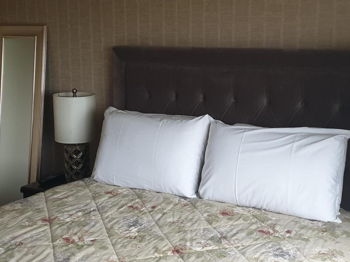 Viewmount Bed & Breakfast Томастаун Екстериор снимка