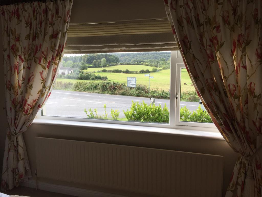Viewmount Bed & Breakfast Томастаун Екстериор снимка
